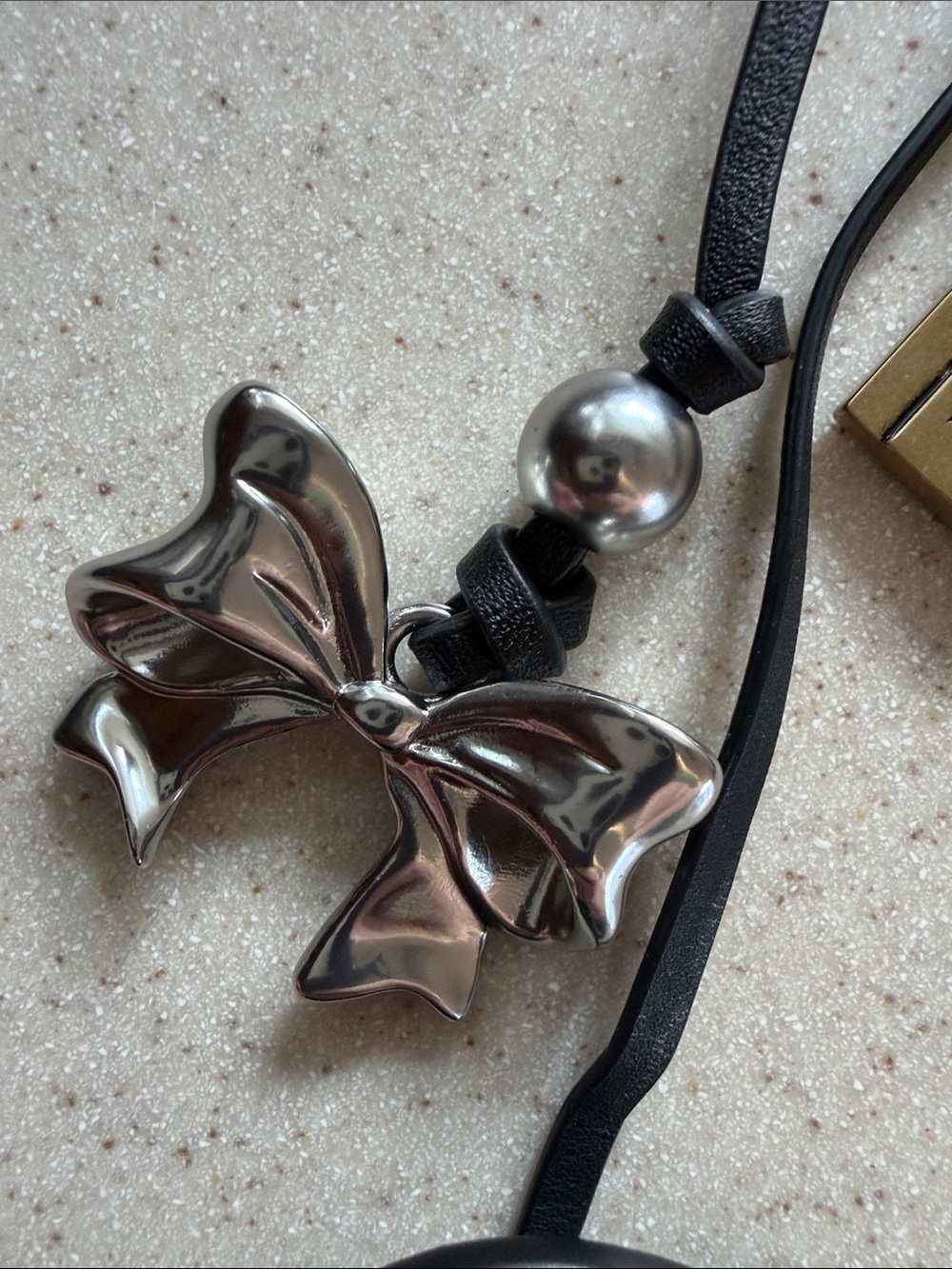 Coach Rogue 31 Loved Leather Lock Heart Bow Charm Cluster Keychain - Picture 4 of 9